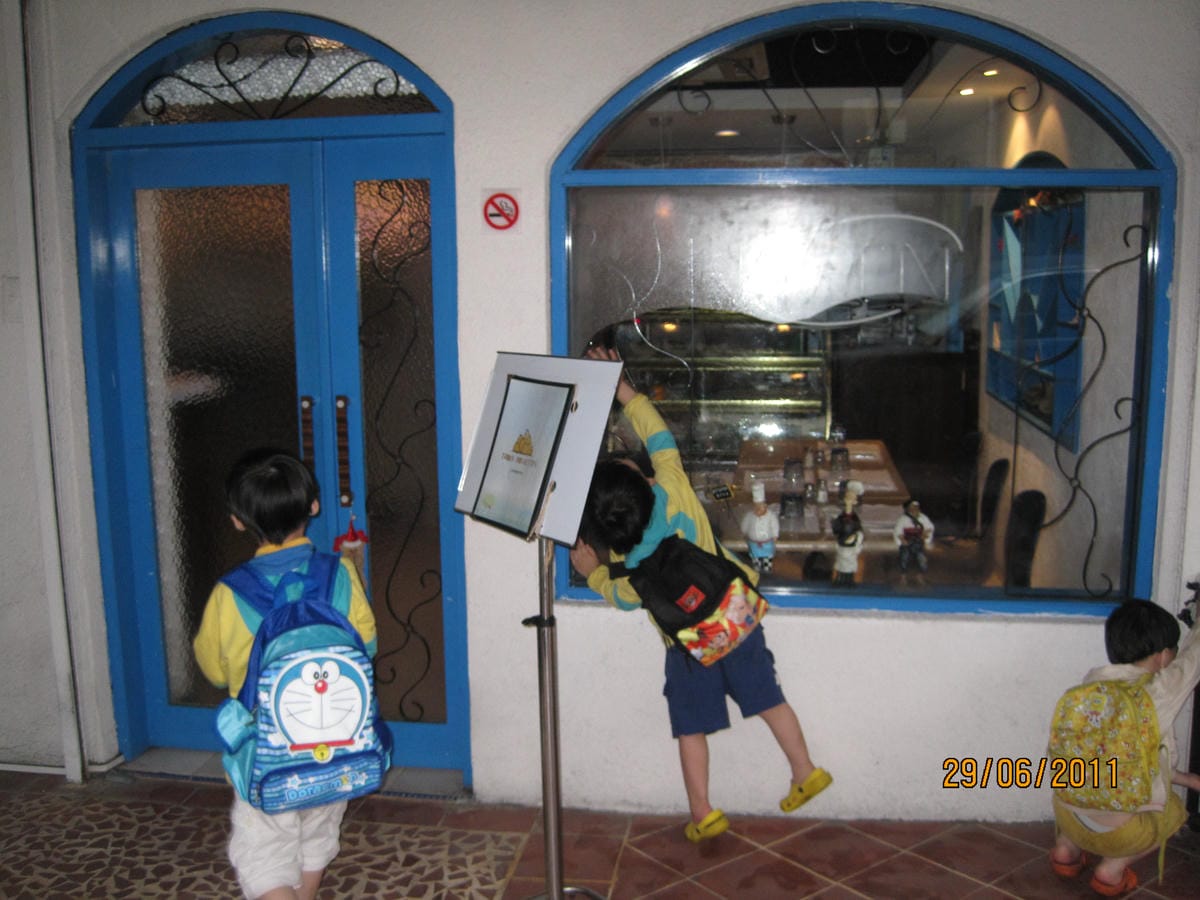 20110629三隻母雞