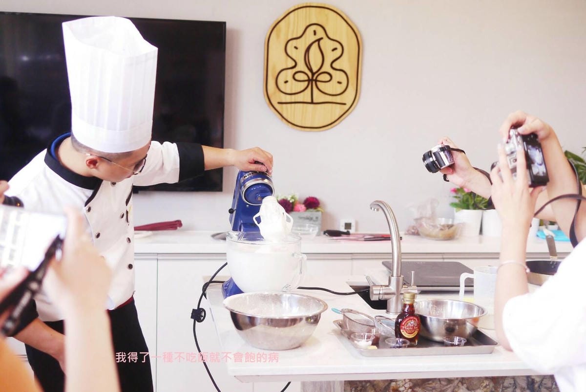 S85672.jpg S85672.jpg