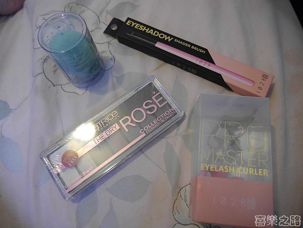 新手化妝之彩妝用品推薦及參考 (5).jpg 新手化妝之彩妝用品推薦及參考 (5).jpg