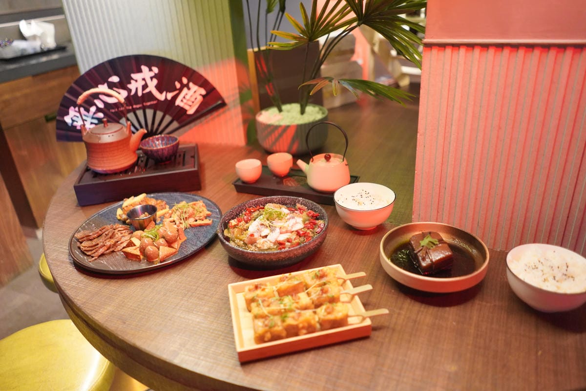 Echo Chamber Club 無心戒酒互助會 - 同溫 Echo Chamber Club 無心戒酒互助會 - 同溫