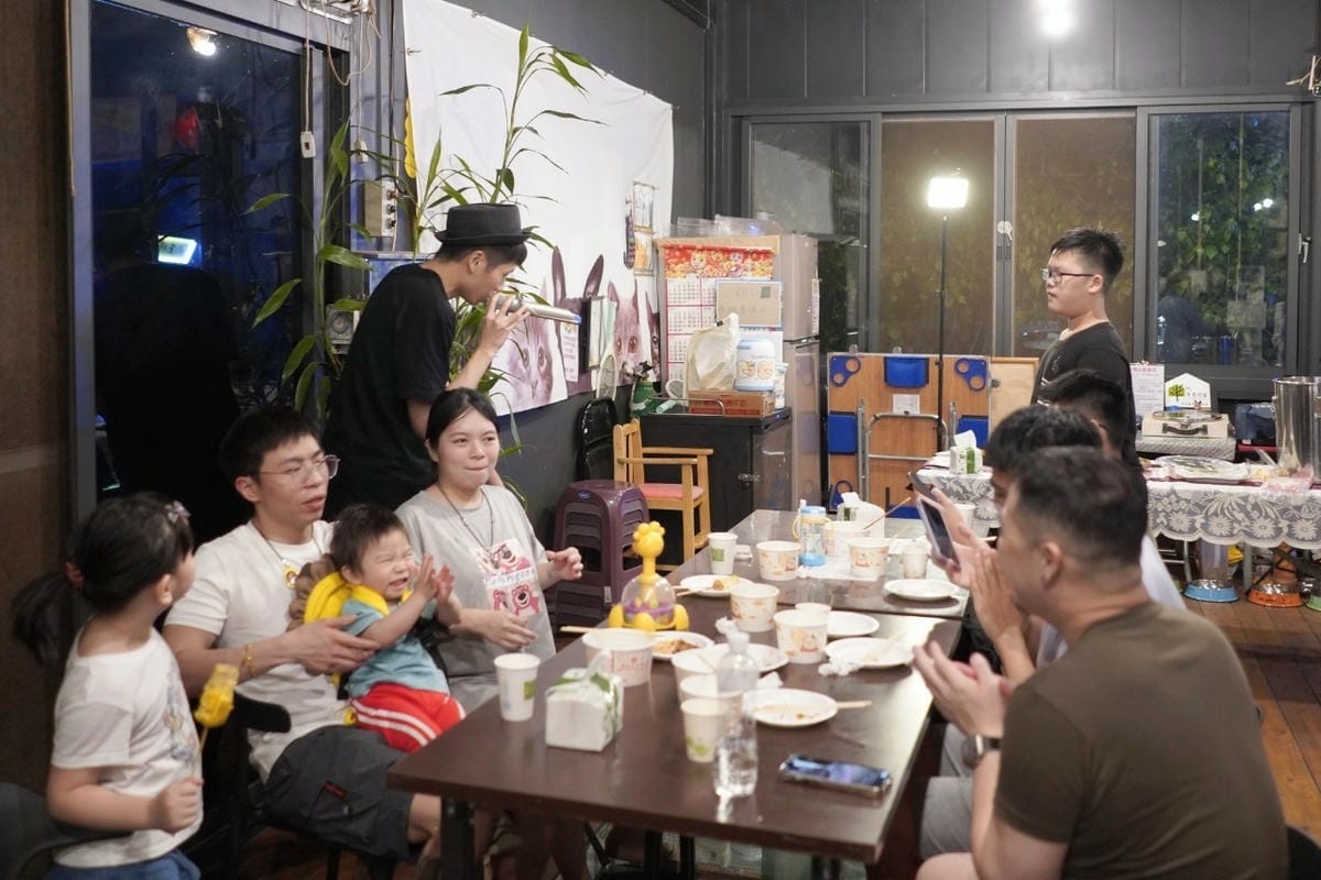 到府烤肉車200人內的小型外燴推薦 王牌總匯烤 炭火烤肉 到府烤肉車200人內的小型外燴推薦 王牌總匯烤 炭火烤肉